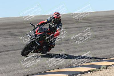 media/Oct-13-2025-Moto Forza (Mon) [[a66d839500]]/4-C Group/Session 2 (Bowl)/